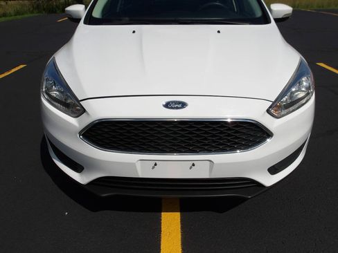 Used 2017 Ford Focus SE FWD image 27