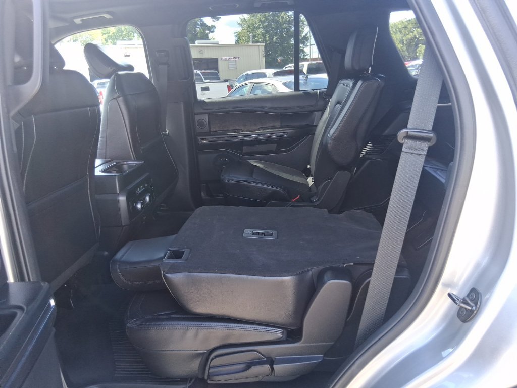 Used 2021 Ford Expedition Limited AWD/4WD image 19