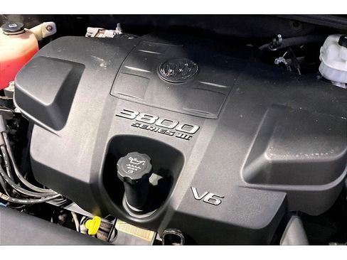 Used 2008 Buick Lucerne CXL w/ Ultra Confidence Package image 16