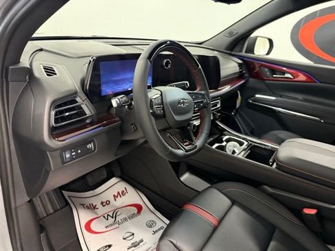 New 2026 Chevrolet Traverse RS w/ LPO, Floor Liner Package image 13