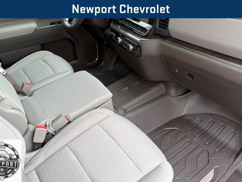 New 2026 GMC Sierra 2500 SLE image 16