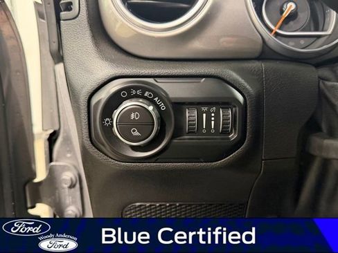 Used 2020 Jeep Gladiator Overland w/ Safety Group image 20