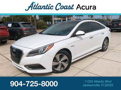 Used 2017 Hyundai Sonata Limited w/ Ultimate Package 02