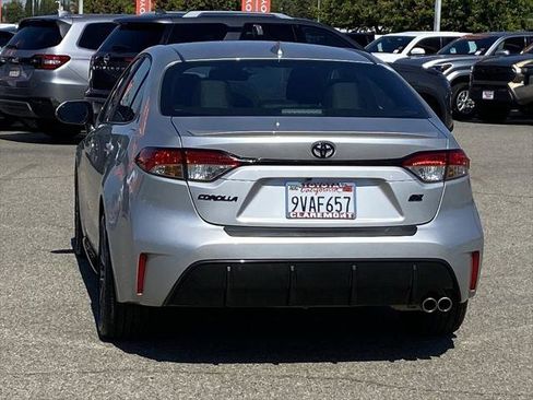 Certified 2025 Toyota Corolla SE FWD image 40