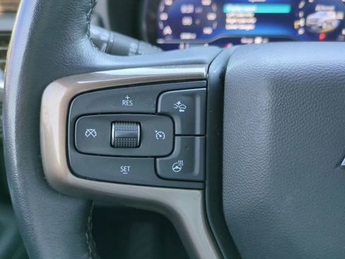 Used 2022 Chevrolet Suburban High Country image 30