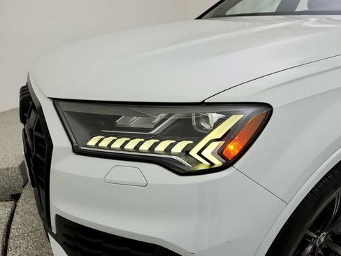 Used 2022 Audi Q7 3.0T Premium Plus AWD/4WD image 28