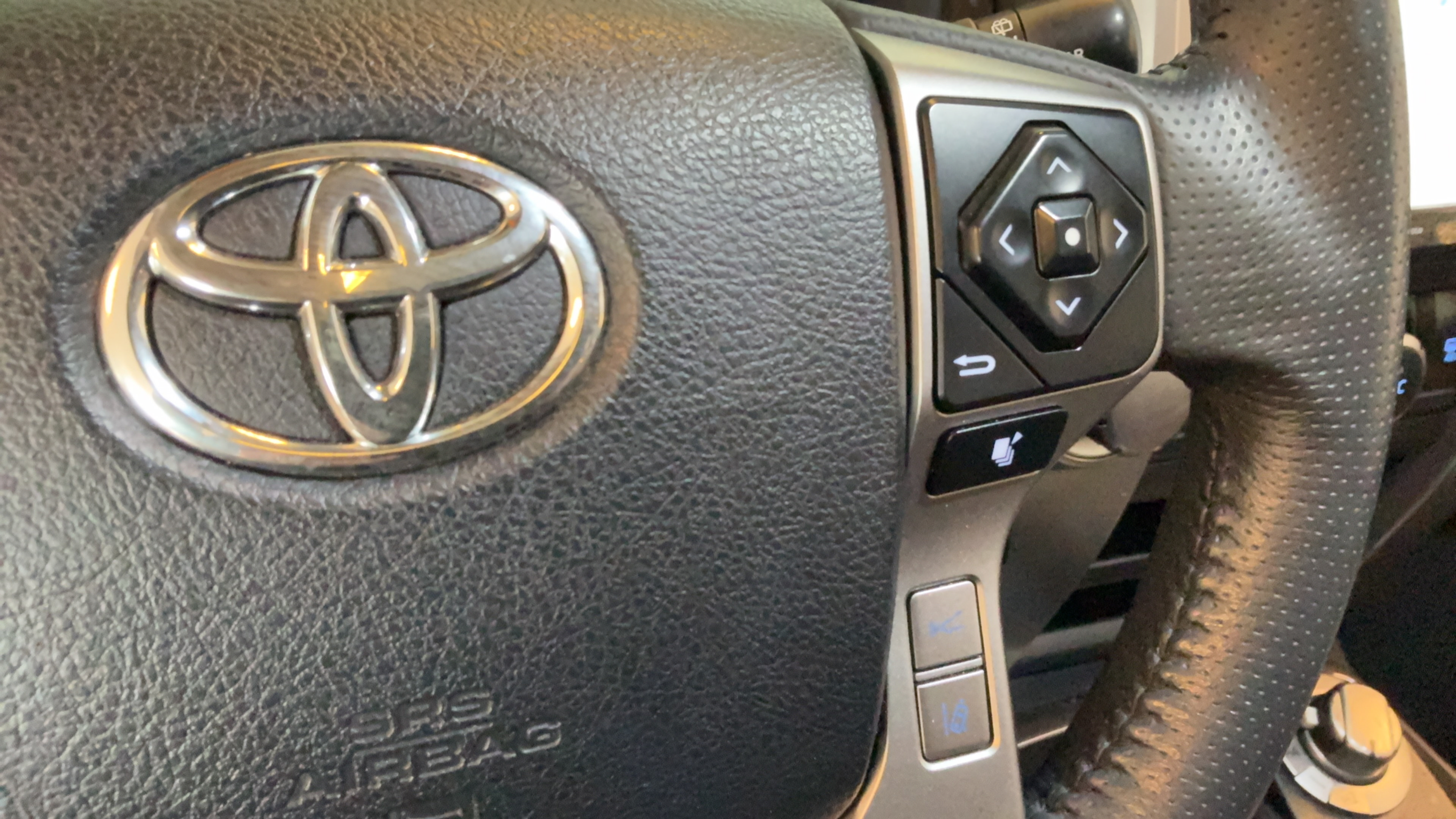 Used 2021 Toyota 4Runner SR5 Premium AWD/4WD image 19