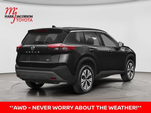 Used 2023 Nissan Rogue SV AWD/4WD image 3