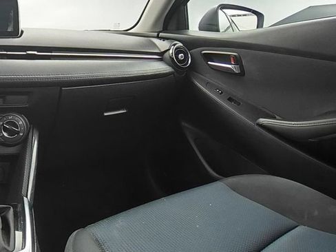 Used 2016 Scion iA FWD image 19