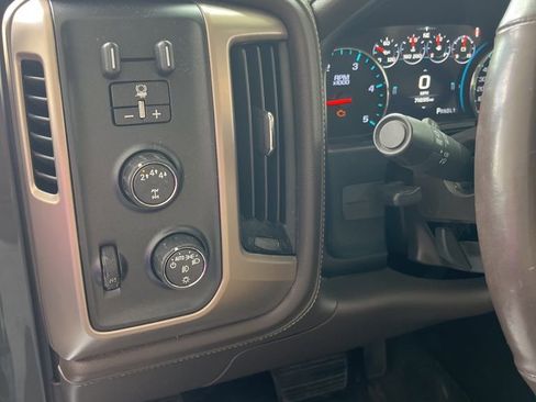 Used 2018 GMC Sierra 3500 Denali w/ Duramax Plus Package image 19