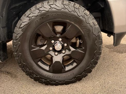 Used 2019 RAM 1500 Laramie w/ Sport Appearance Package AWD/4WD image 33
