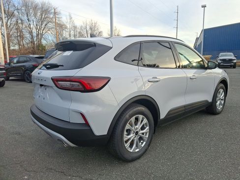 New 2025 Ford Escape Active w/ Cold Weather Package image 7