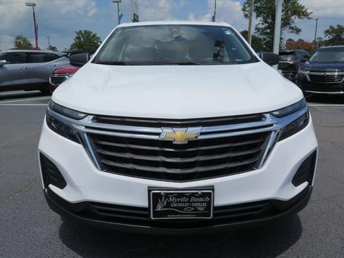 Used 2022 Chevrolet Equinox LS FWD image 9
