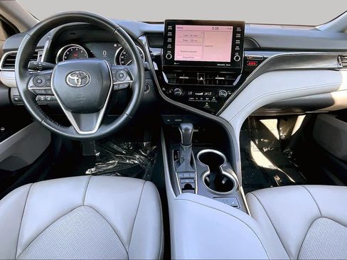 Used 2023 Toyota Camry XLE w/ Cold Weather Package AWD/4WD image 15
