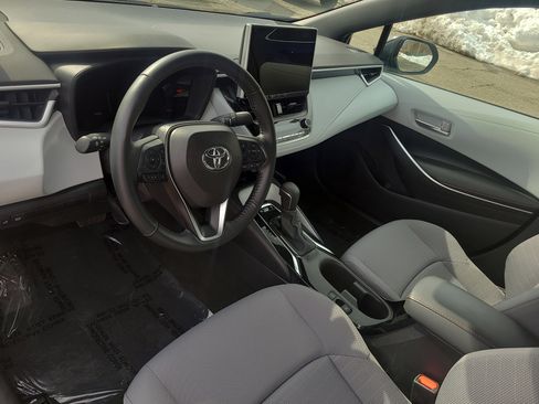 Certified 2025 Toyota Corolla SE w/ SE Premium Package image 15