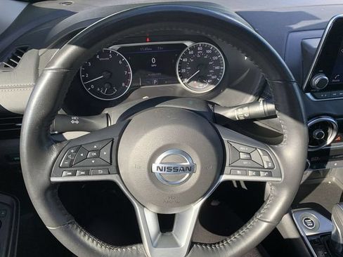 Used 2021 Nissan Sentra SV FWD image 19