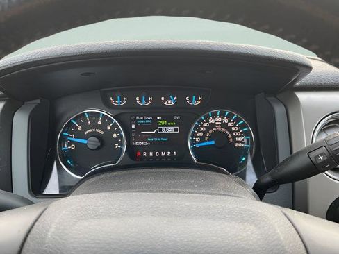 Used 2013 Ford F150 XLT w/ XLT Chrome Pkg image 9