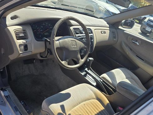 Used 1998 Honda Accord LX image 7