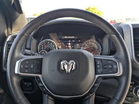 Used 2025 RAM 1500 Big Horn AWD/4WD image 21