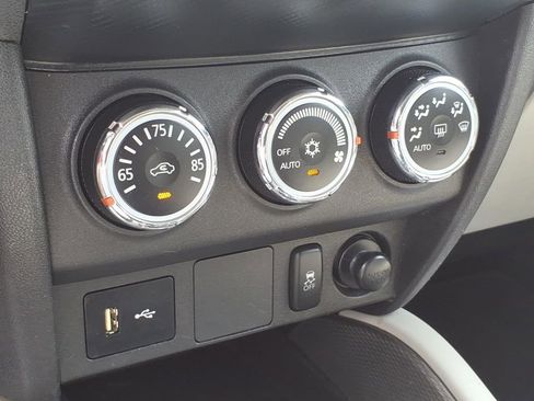 Used 2018 Mitsubishi Outlander Sport ES AWD/4WD image 19