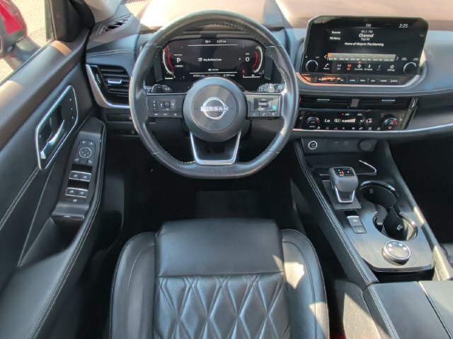 Used 2023 Nissan Rogue Platinum w/ Platinum Premium Package AWD/4WD image 25