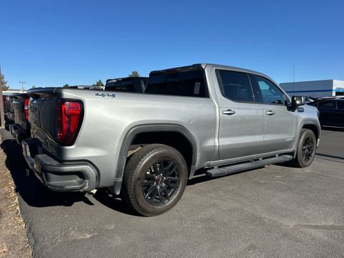 Used 2024 GMC Sierra 1500 Elevation w/ Preferred Package AWD/4WD image 4