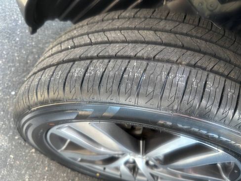Used 2016 Honda Pilot Touring image 22
