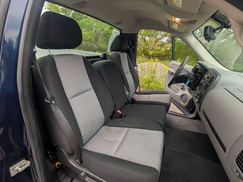 Used 2009 Chevrolet Silverado 1500 W/T RWD image 11
