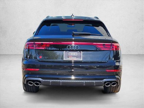 Used 2025 Audi SQ8 Prestige w/ Prestige Package image 6