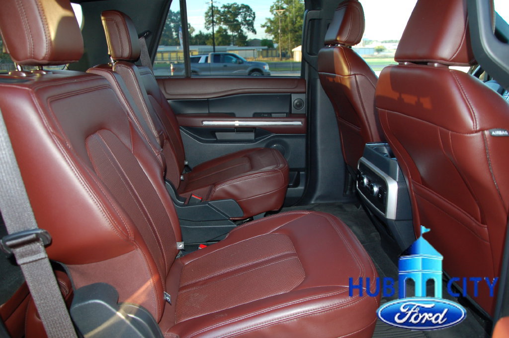 Used 2024 Ford Expedition Limited RWD image 13