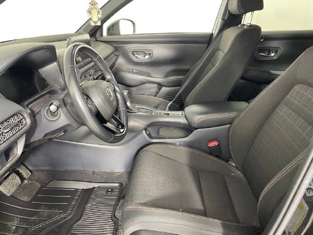 Used 2023 Honda HR-V Sport image 2