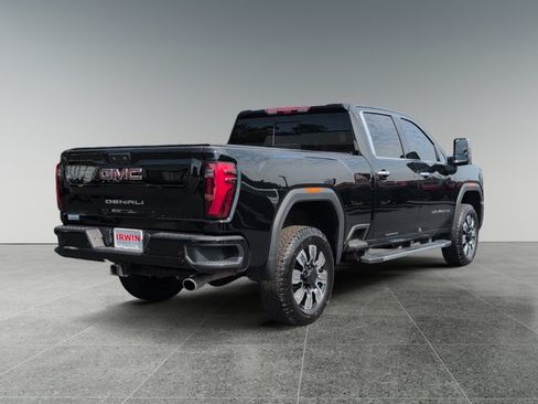 Used 2025 GMC Sierra 2500 Denali w/ Denali Reserve Package AWD/4WD image 5