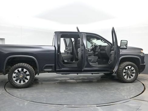 Used 2024 Chevrolet Silverado 2500 Custom w/ Custom Value Package AWD/4WD image 47
