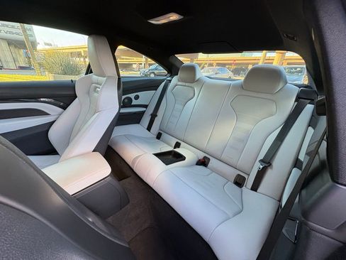Used 2017 BMW M4 Coupe image 14