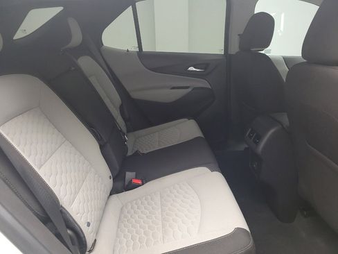 Used 2021 Chevrolet Equinox LS w/ LS Convenience Package FWD image 19