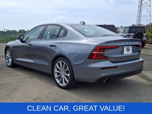 Used 2021 Volvo S60 T6 Momentum w/ Protection Package Premier AWD/4WD image 5