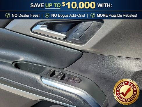 New 2026 Chevrolet Traverse LT w/ Sun and Wheel Package FWD image 19