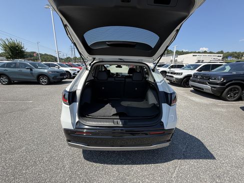 Certified 2024 Honda HR-V EX-L image 29