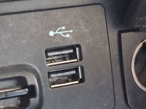 Used 2015 Ford Fusion Titanium image 24