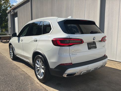 Used 2019 BMW X5 xDrive40i w/ Convenience Package AWD/4WD image 4