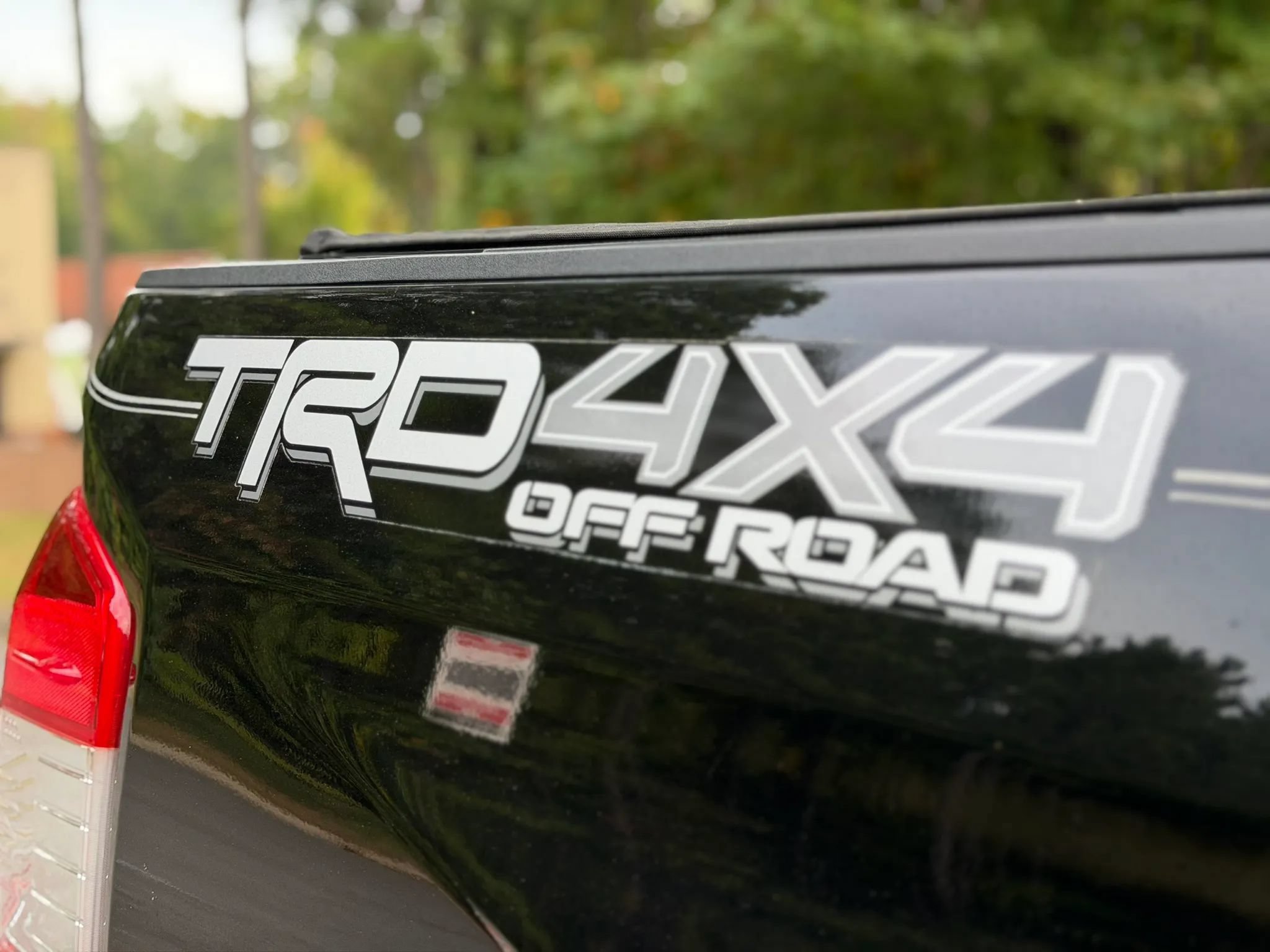 Used 2021 Toyota Tundra Limited w/ Limited Premium Package AWD/4WD image 19