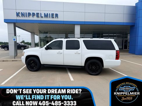 Used 2009 Chevrolet Suburban LT RWD image 1