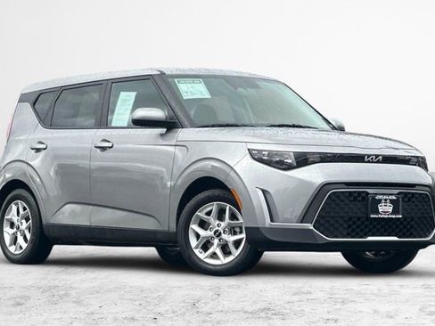 Used 2024 Kia Soul LX w/ Option Group 015 image 2