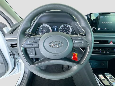 Used 2022 Hyundai Sonata SE FWD image 11