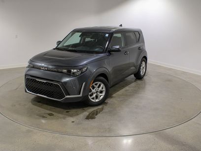 Used 2023 Kia Soul LX w/ LX Technology Package