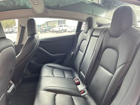 Used 2020 Tesla Model 3 Standard Range Plus image 12