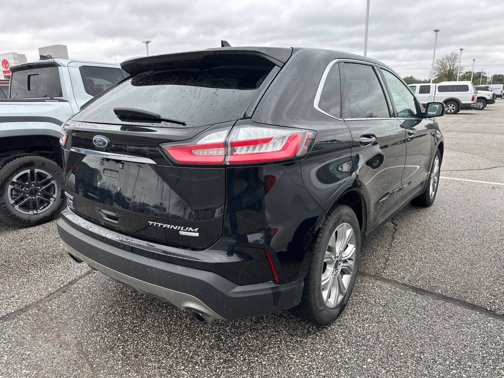 Used 2020 Ford Edge Titanium FWD image 5