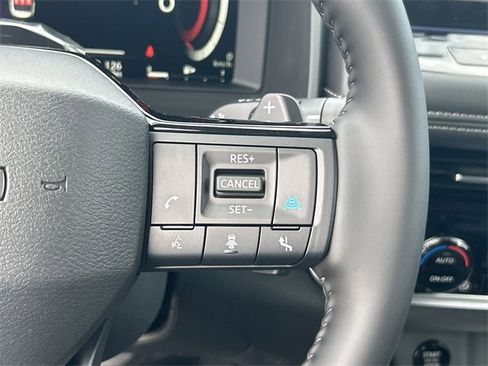 New 2025 Nissan Rogue SL w/ Tech Package image 21