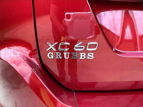 Used 2015 Volvo XC60 T5 Premier w/ Proximity Package FWD image 44