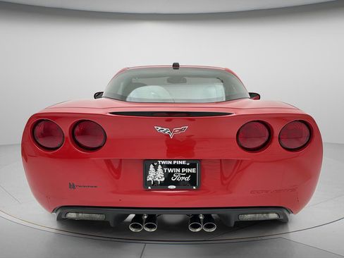 Used 2005 Chevrolet Corvette Coupe w/ Preferred Equipment Group RWD image 6
